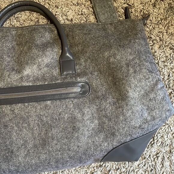 DSW Weekender Travel Tote Bag - Grey - Picture 6 of 13